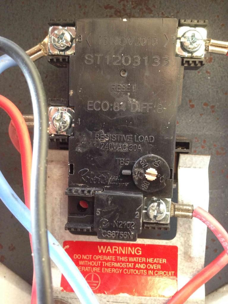 Is my hot water system thermostat faulty Hot water