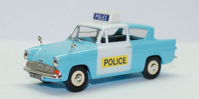 United Kingdom - Police IMG_7645-1_zpsec9184df