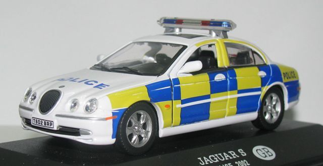 United Kingdom - Police Nsn083-1_zpsce0a9e69