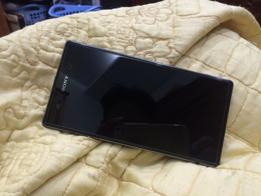 Sony Z1 mã C6916 đẹp như mới