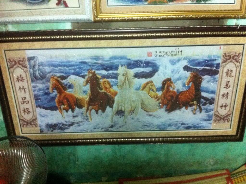 Q9: Cần bán tranh thêu chữ thật ,rất đẹp ,đúng hàng thêu chuẩn nhìn là thích - 1