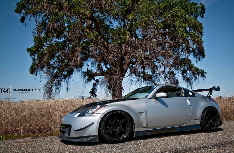 nissan-350z-silver-varrstoen-es-222-takata-green-6_zps0b70c4af.jpg