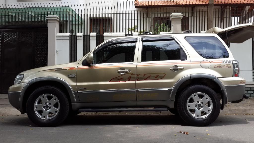 Ford Escape 2.3L tuyệt đẹp cho anh en đi phượt ngày lễ đây - 2