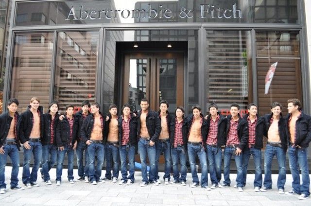 photo Abercrombie-And-Fitch-sklep-1.jpg